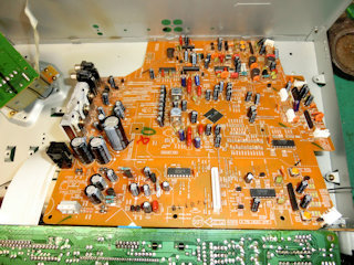 Victor TD-313Wmk2 カセットデッキの修理: 電気製品修理 ジューク 