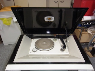 富士電機 真空管テレビ: 電気製品修理 ジュークボックス 真空管